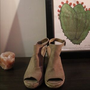 Greyish tan espadrille wedges